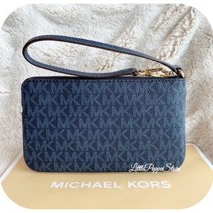 MICHAEL Michael Kors Bags - MICHAEL KORS JET SET WRISTLET MK ADMIRAL MICHAEL Michael Kors Bags - MICHAEL KORS JET SET WRISTLET MK ADMIRAL